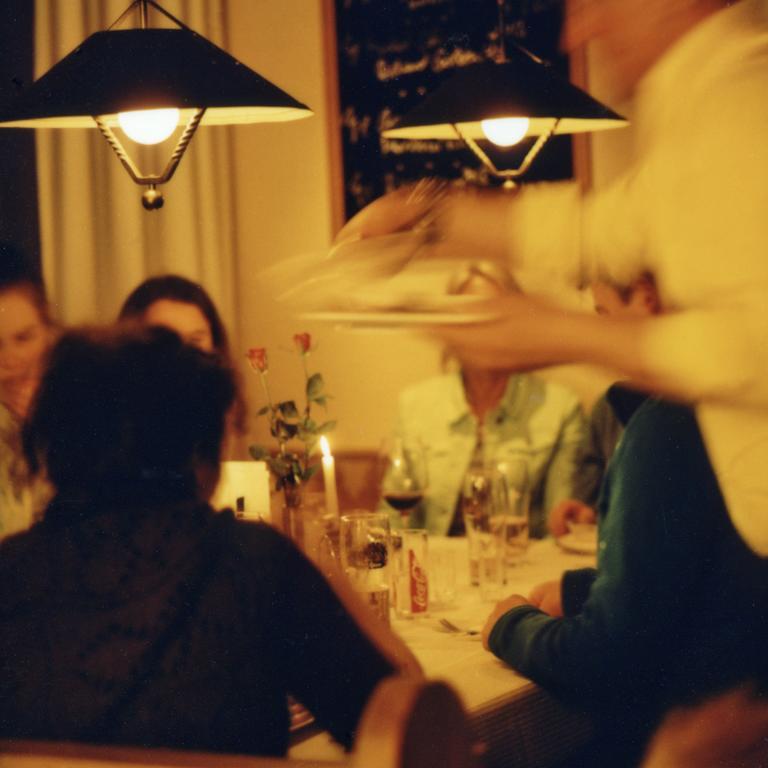 Alfonsstueberl - Ferienwohnungen & Restaurant Innervillgraten Bagian luar foto